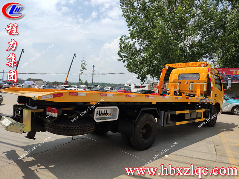 湖北程力集團生產的東風D8清障車價格是多少？