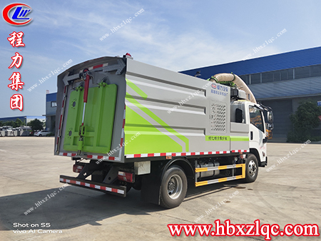 程力牌綠化綜合養(yǎng)護(hù)車(chē)實(shí)現(xiàn)一車(chē)多用，操作簡(jiǎn)便快捷，等你來(lái)選購(gòu)